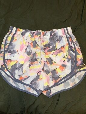 Calvin Klein Women's Multicolor Abstract Athletic Shorts with Gray Trim